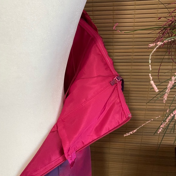 NWT! Darling bright dress for the track, parties, all summer’s fun - Picture 4 of 15